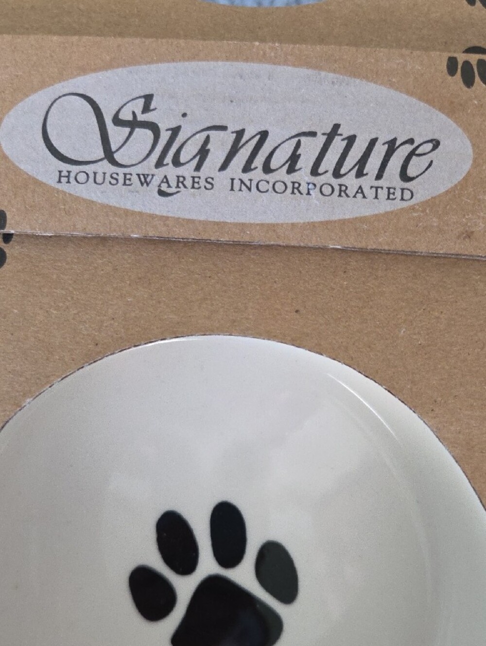 Ceramic Pet Bowls with Black and White Leaf Pattern - Picture 2 of 8